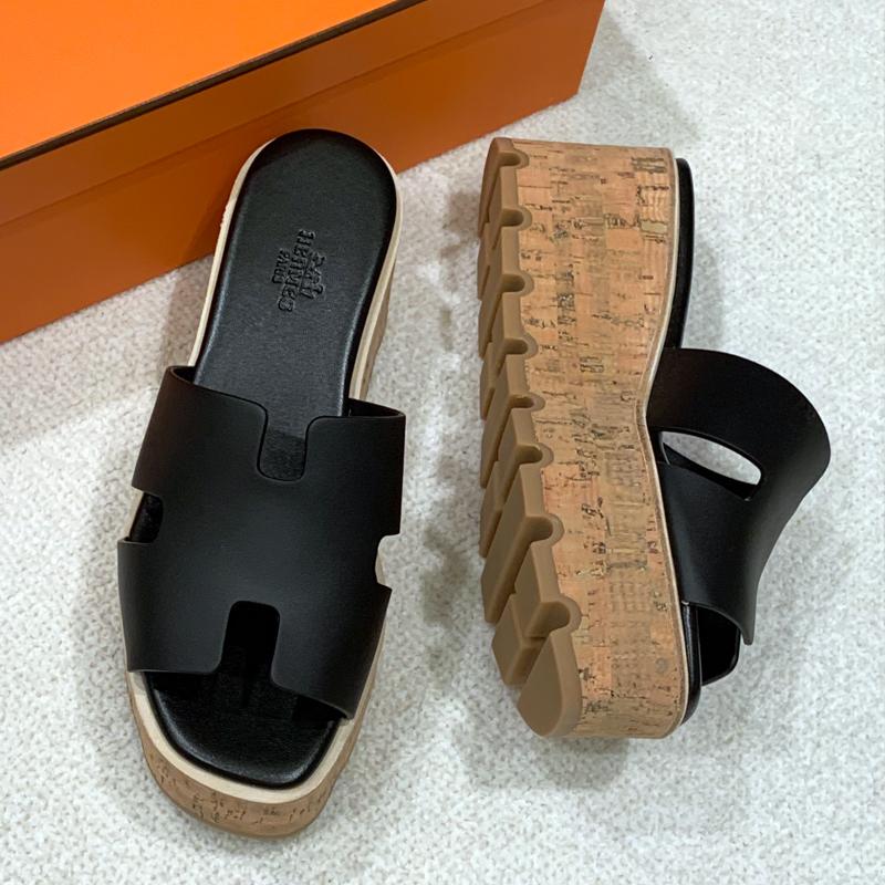 HERMES Women’s Wedge Eze 30 Sandals Calfskin Suede Black