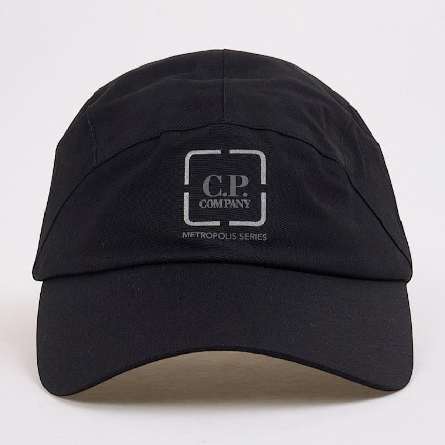 CP Company Men’s Metropolis Logo Cap 20CLAC046A 110542A 999
