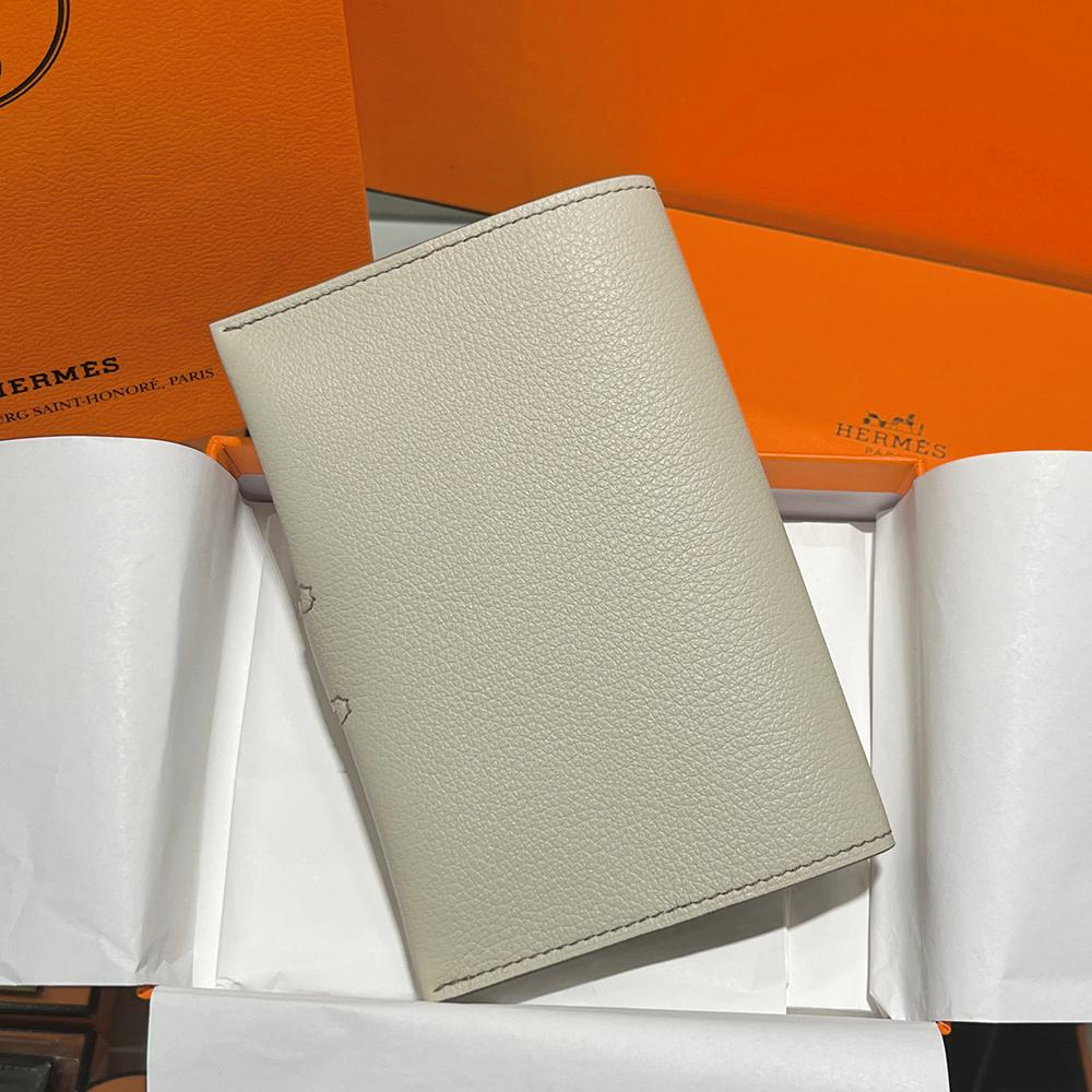 HERMES Epsom Calfskin RMS Passport Holder Wallet Beton