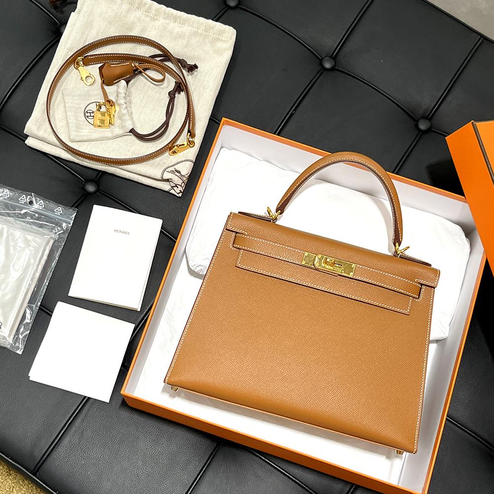 HERMES Sellier Kelly 28 Gold Leather Tote Bag with Gold Hardware