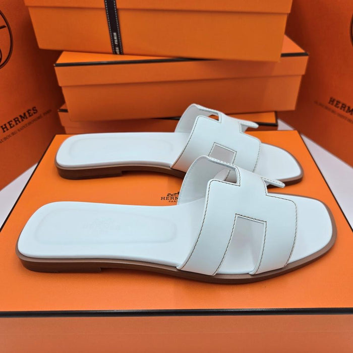 HERMES Oran White Leather Women’s Sandals