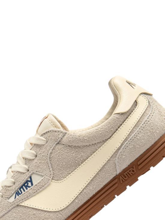 AUTRY Windspin Sneakers Women’s White Leather Casual Shoe WSLW UB01 WIFE RUT DOM
