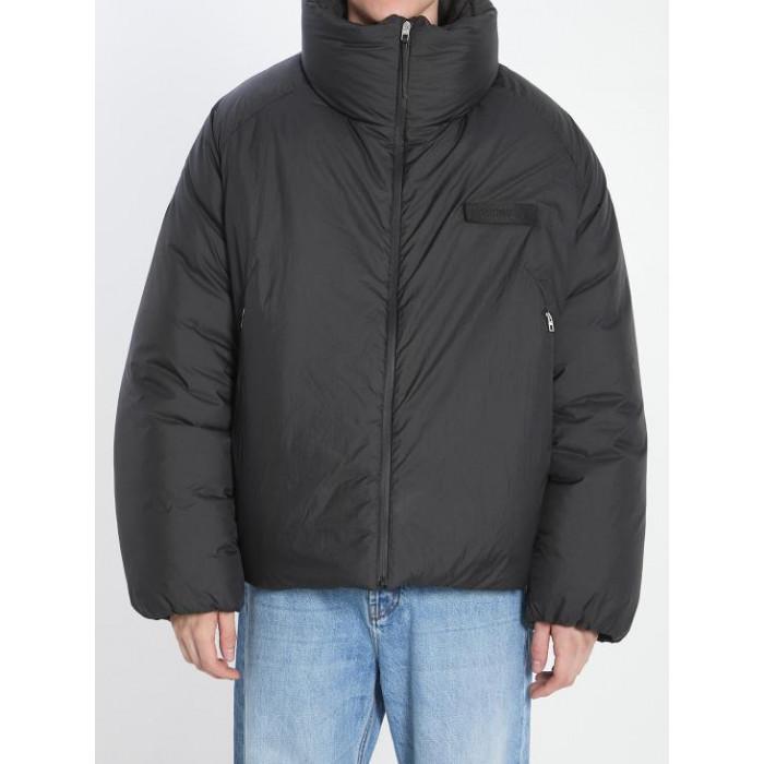 JACQUEMUS Men's Black Quilted Puffer Jacket OUM00114 AW00647