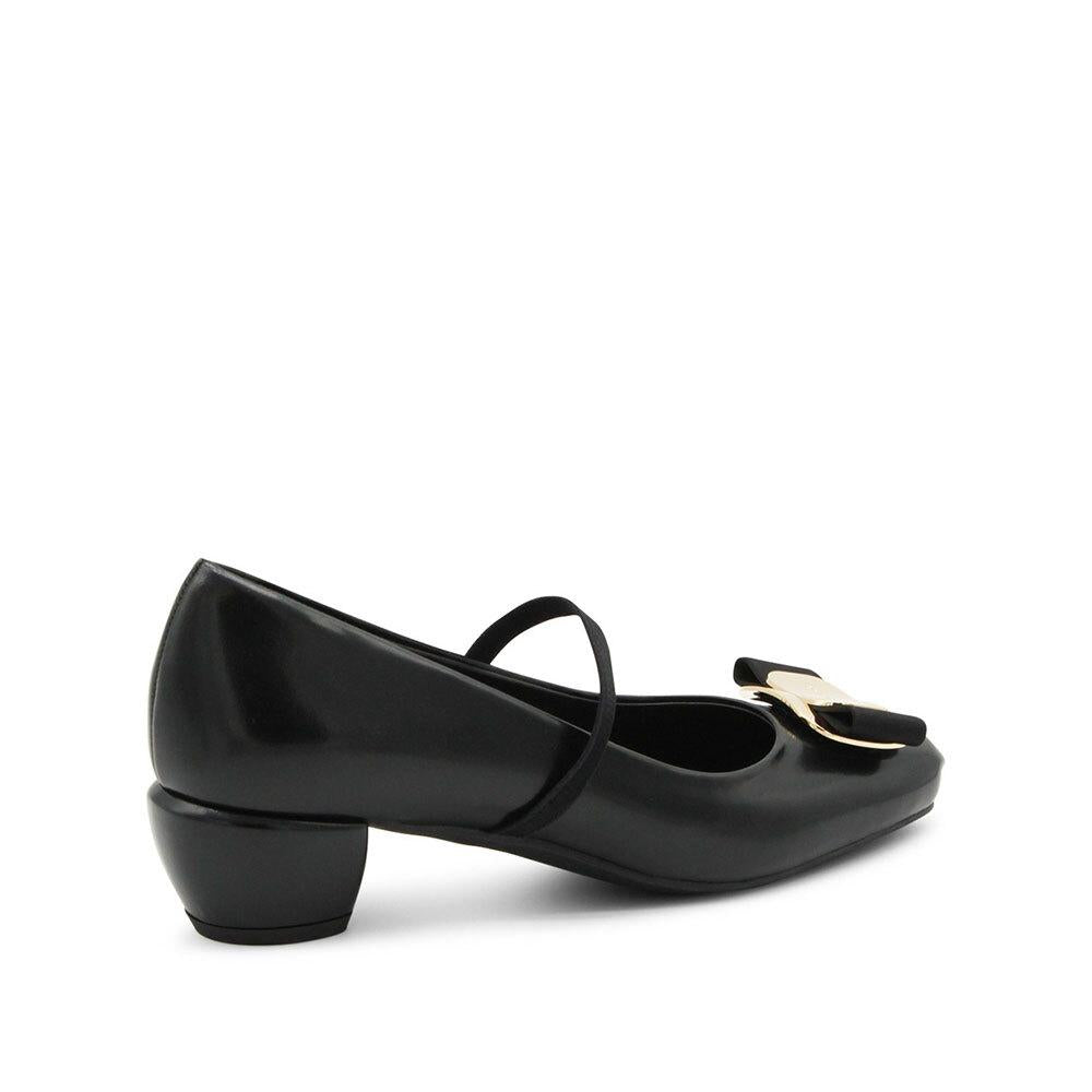 Ferragamo New Vara Pumps Women’s Slingback Heels Black Leather