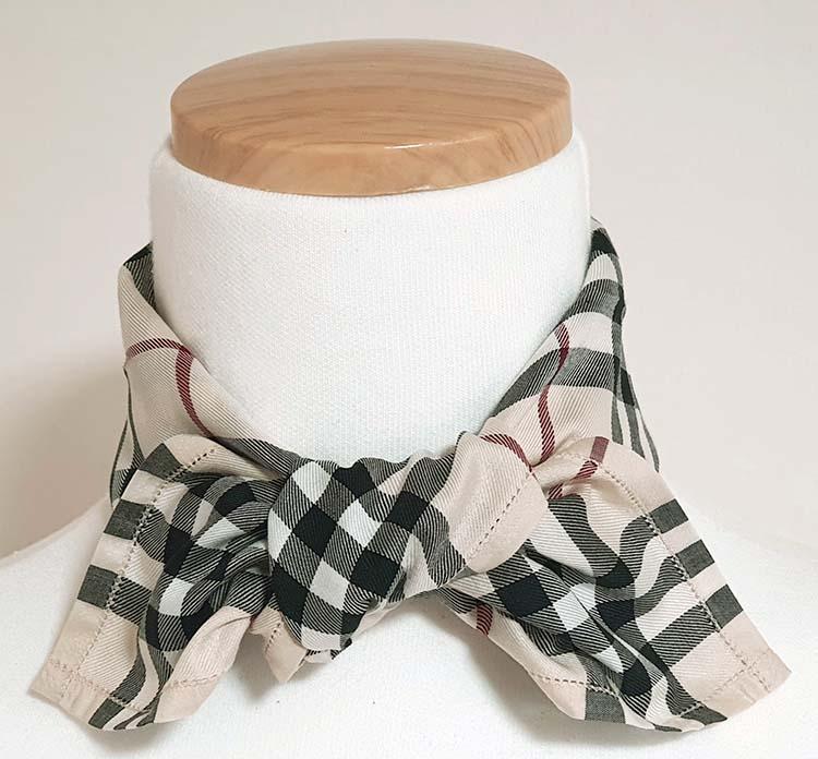 BURBERRY Nova Check Equestrian Knight Logo Petite Cream Scarf