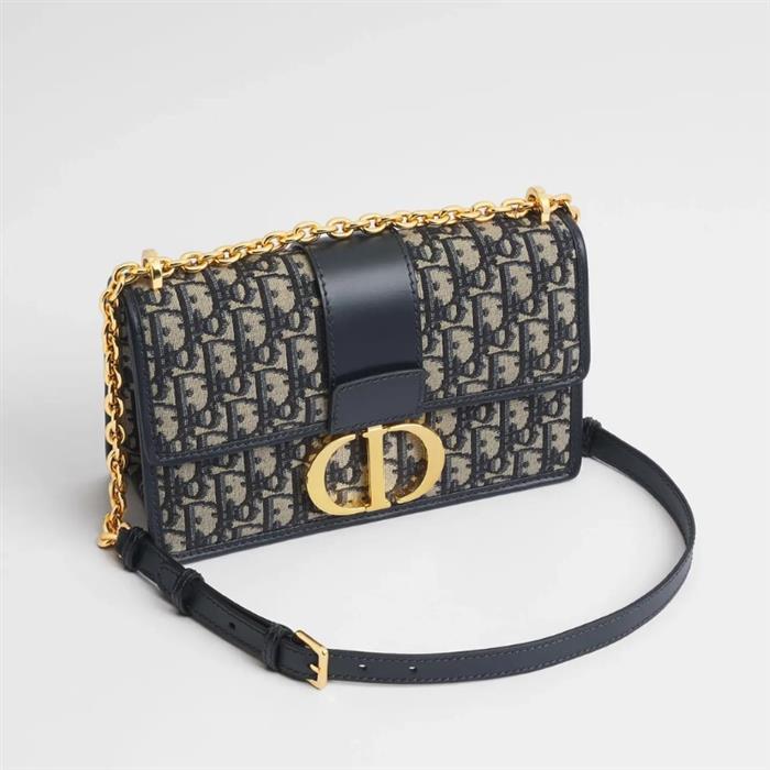 DIOR 30 Montaigne Chain Shoulder Bag