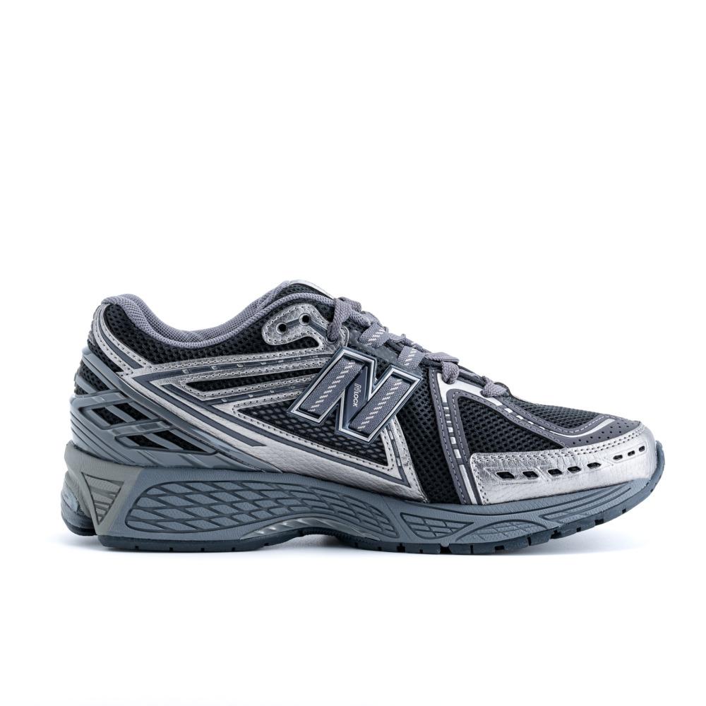 New Balance 1906R Black Low-Top Sneakers