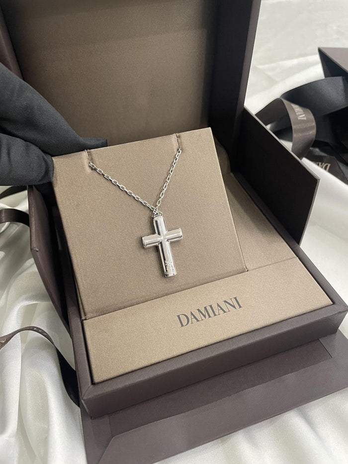 DAMIANI Metropolitan Cross Necklace Silver Black Diamond 30x20mm