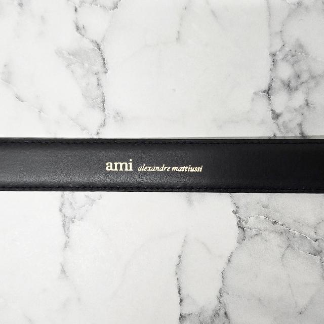 AMI Heart Logo Cowhide Leather Paris Belt Black Unisex