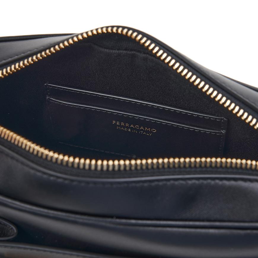 Ferragamo Women’s Camera Bag Shoulder Bag 21 6292 NERO 0769547 2