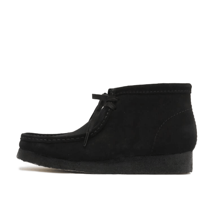 Clarks Wallabee Men’s Suede Chukka Loafers 26155517