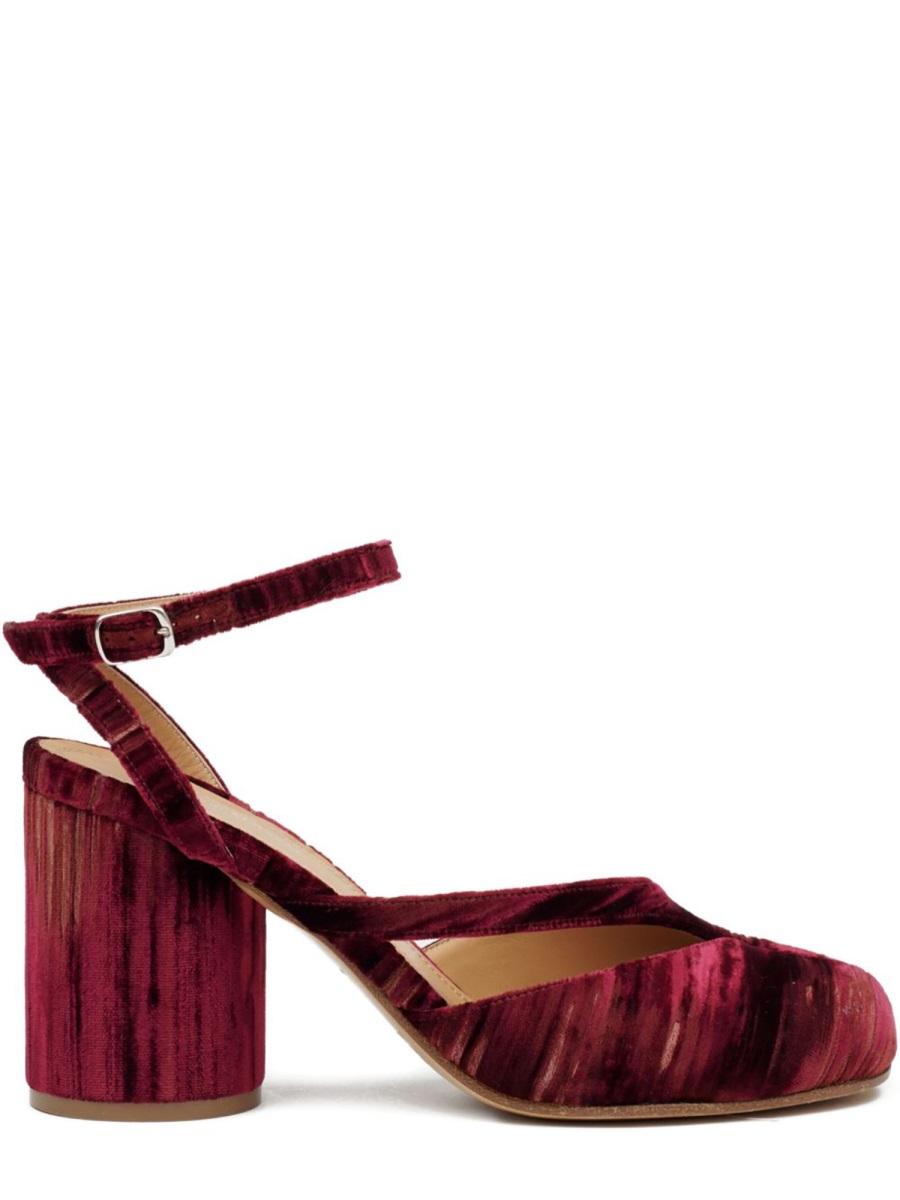 Maison Margiela Leather Sandals Black Women’s Fashion Sandals