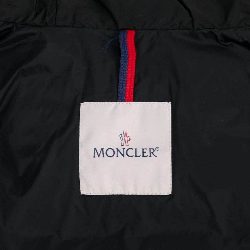 Moncler 126466944
