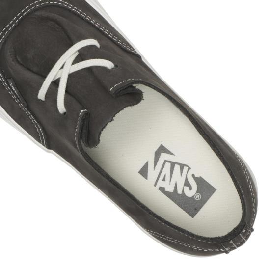 Vans Classic Low-Top Sneakers Men’s White Canvas Shoes VN000ECPEMV1 DOM