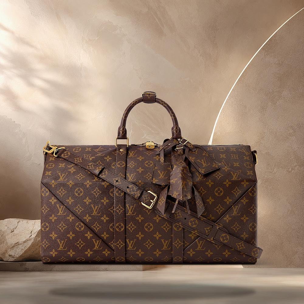 Louis Vuitton Mon Monogram Coated Canvas Trio Toiletry Pouch Tote Bag P01952