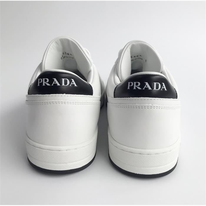 PRADA Logo Low-Top Sneakers 2EE364