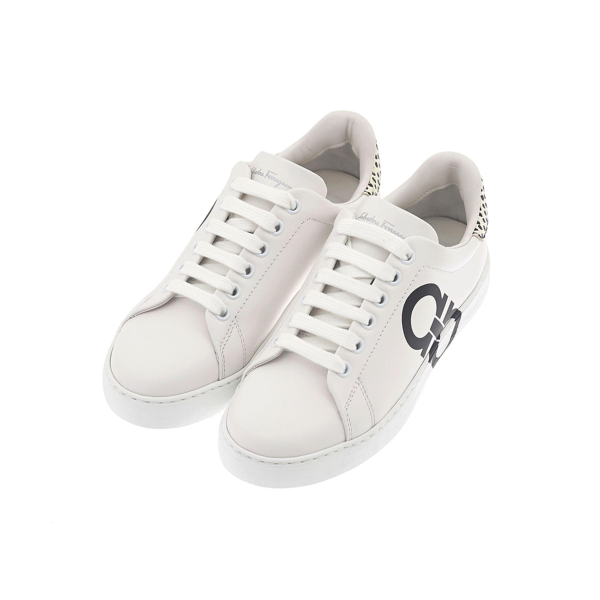 Ferragamo Gancini White Low-Top Sneakers Women’s 30191 0747629 BIANCO