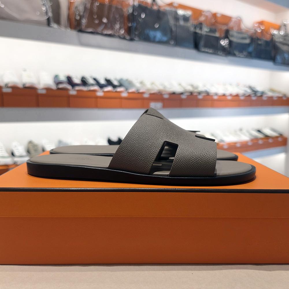 HERMES Men Izmir Slide Sandals Etoupe Leather Slippers