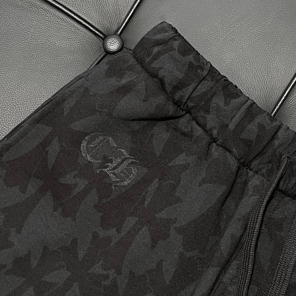 Chrome Hearts Black Camo Horseshoe Logo Sweat Shorts Unisex