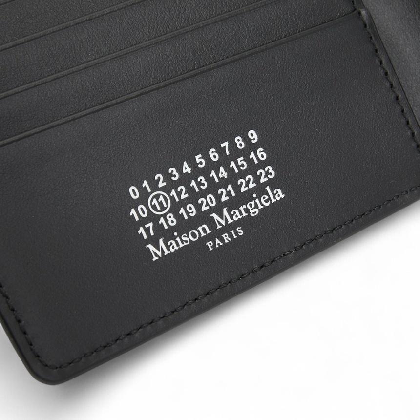 Maison Margiela Unisex Leather Bifold Wallet HB383