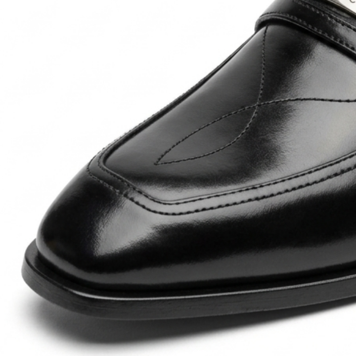 GUCCI Black Leather Davis Driving Loafers Men’s 853280 AAD7W 1000