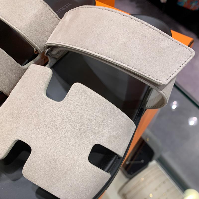 HERMES Men’s Chypre Suede Sandals Gray
