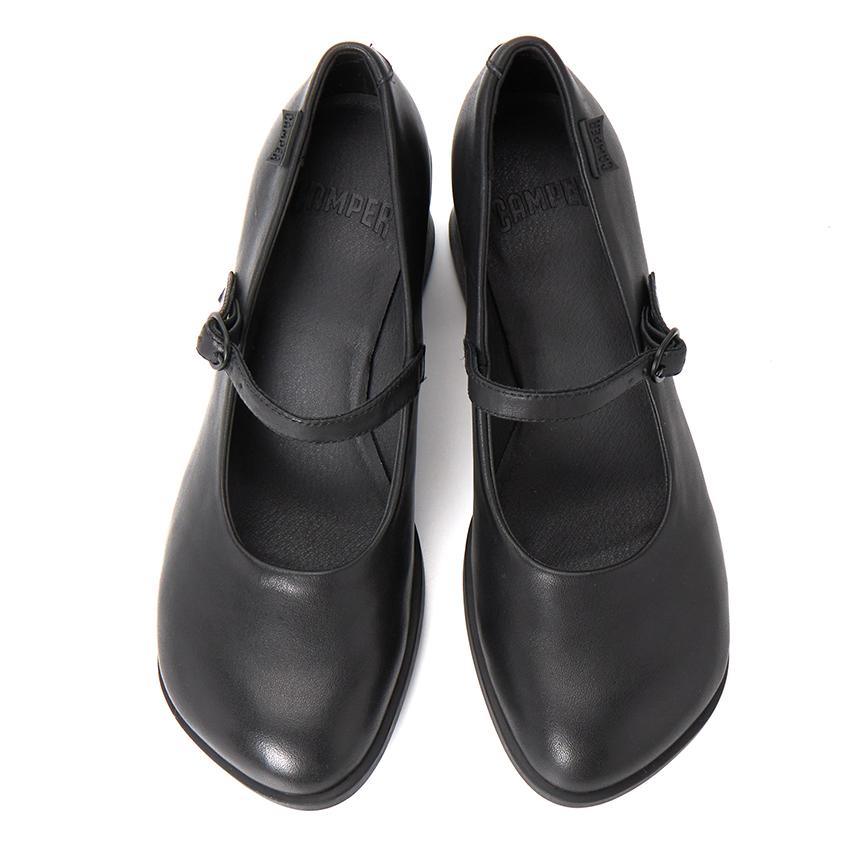 Camper Cora Women’s Leather Pumps K201799 001