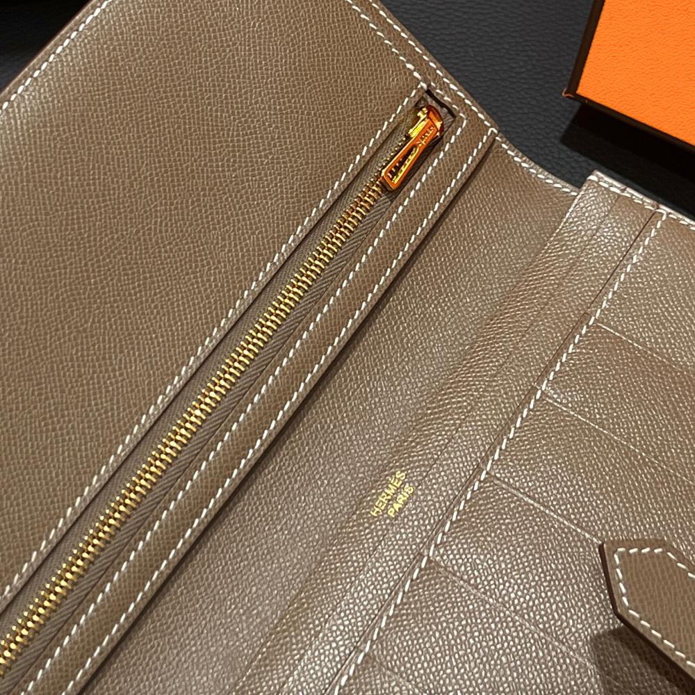 HERMES Béarn Long Wallet Etoupe Leather Gold Hardware Unisex