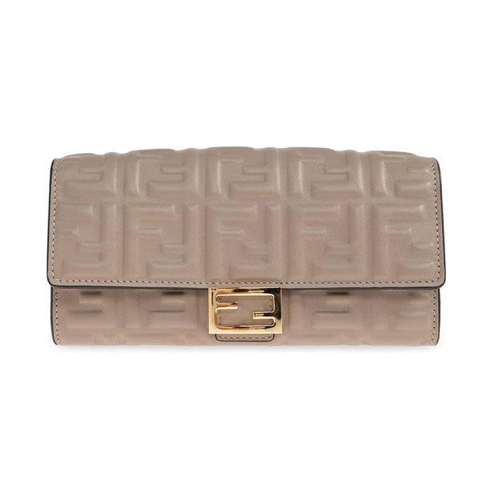 FENDI Baguette Leather Chain Wallet Bag