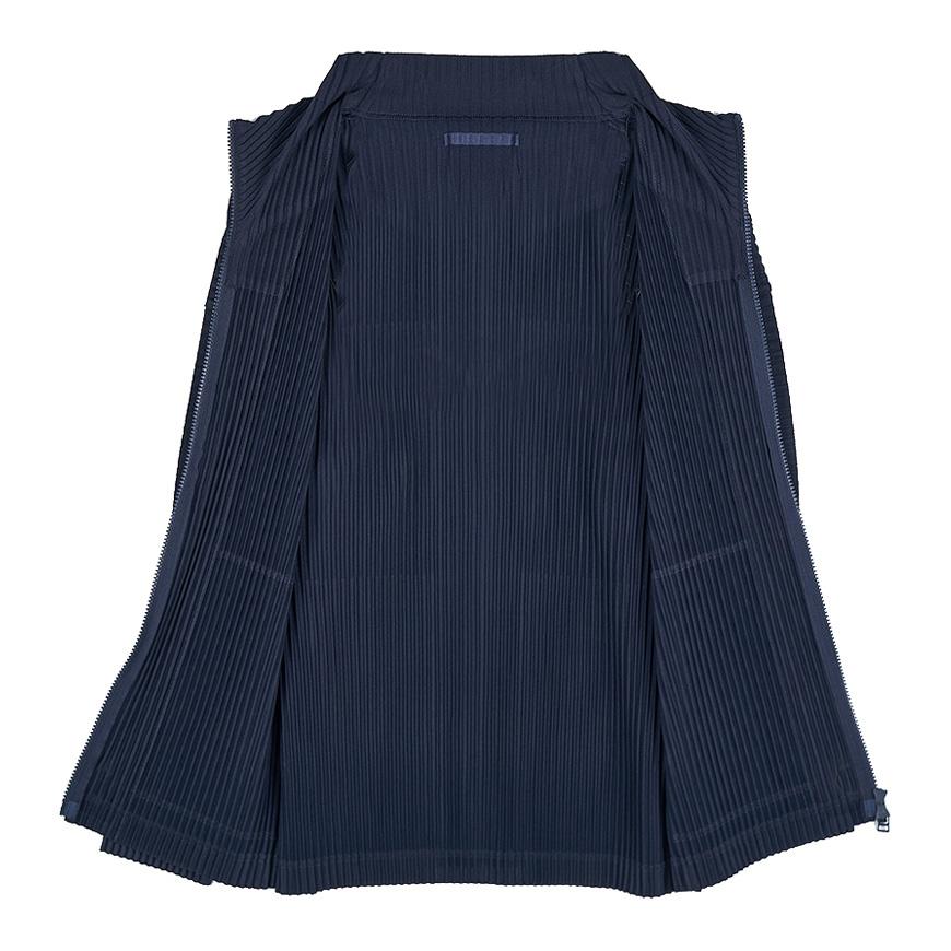 Issey Miyake Homme Plissé Men’s Pleated Jacket HP58JL540 75