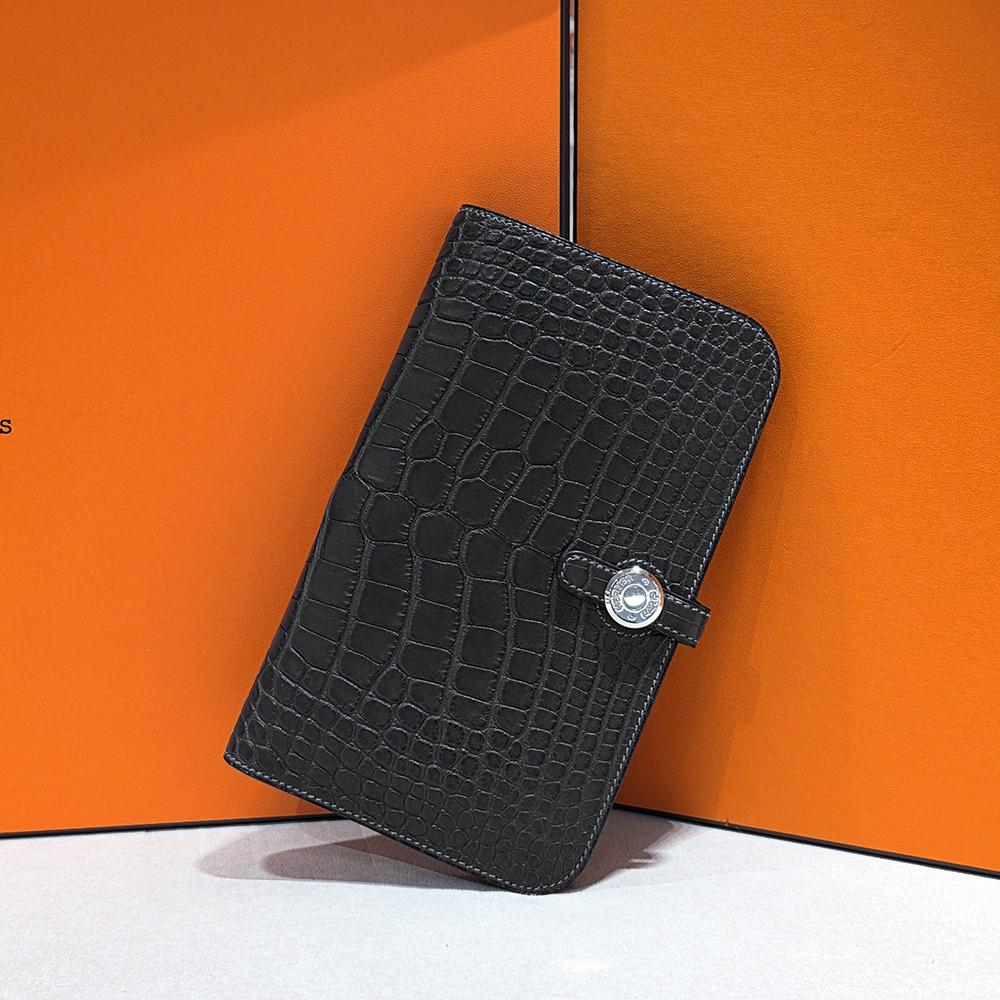HERMES Alligator Long Wallet Gray Palladium Hardware Unisex