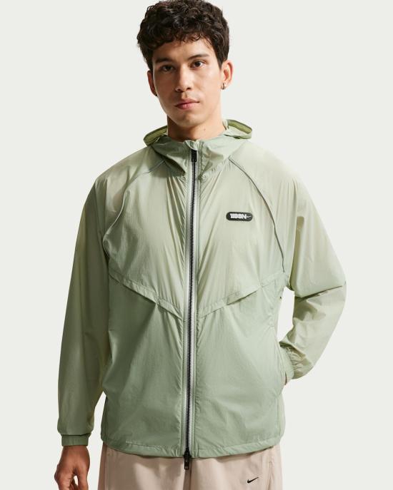 Nike Men’s Lightweight Zip Jacket IW0963 370 DOM