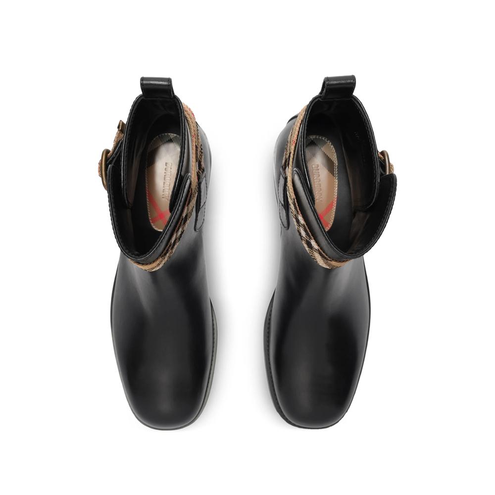 BURBERRY Black Leather Huntley Ankle Boots