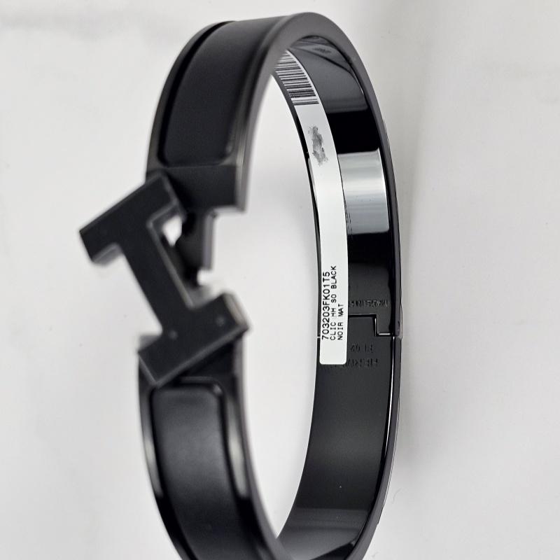 HERMES So Black Enamel Click H Bracelet Men’s Black Jewelry