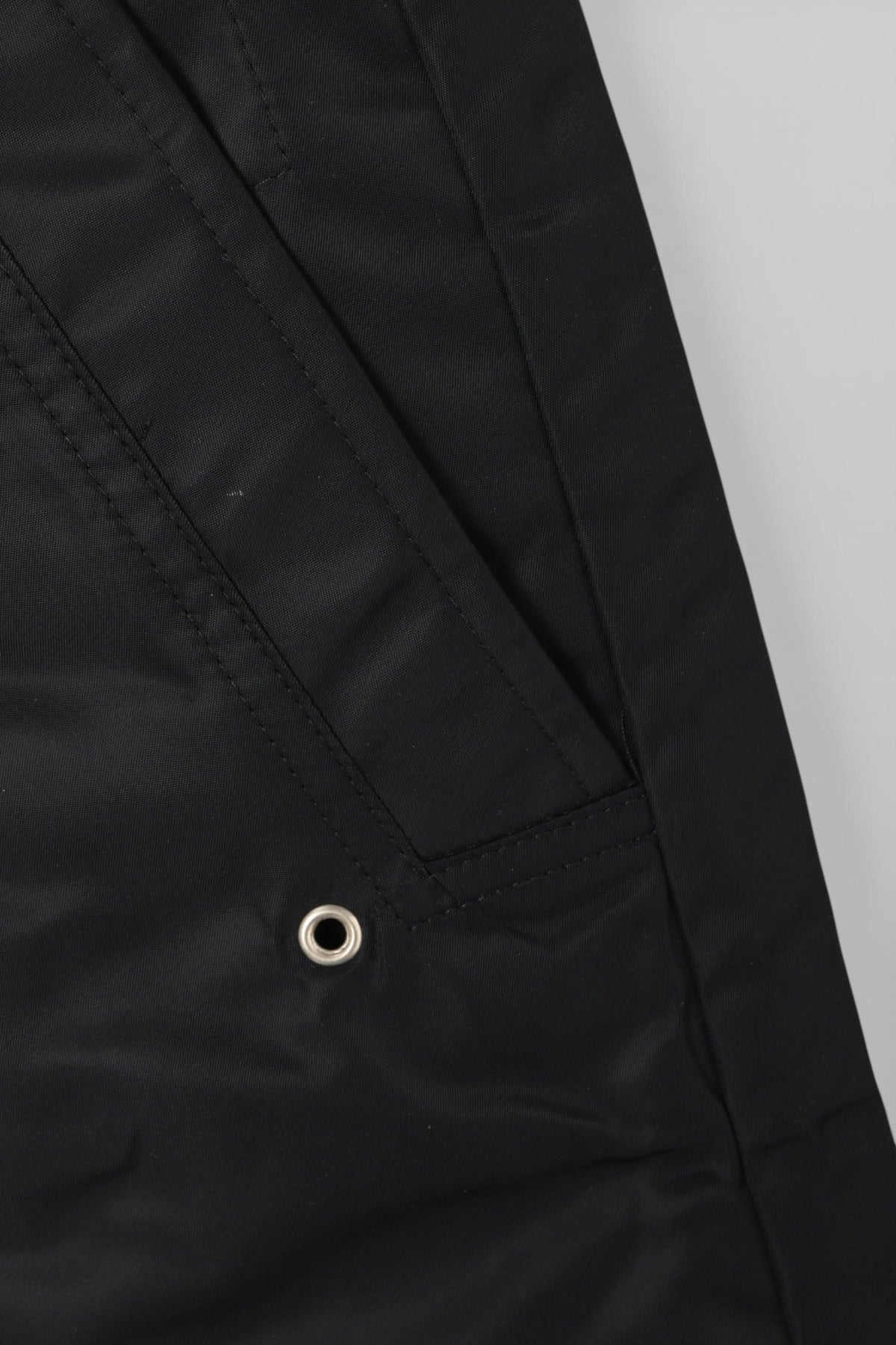 Rick Owens DRKSHDW Nylon Geth Belas Jogger Pants Black DU02C5378 BR 09