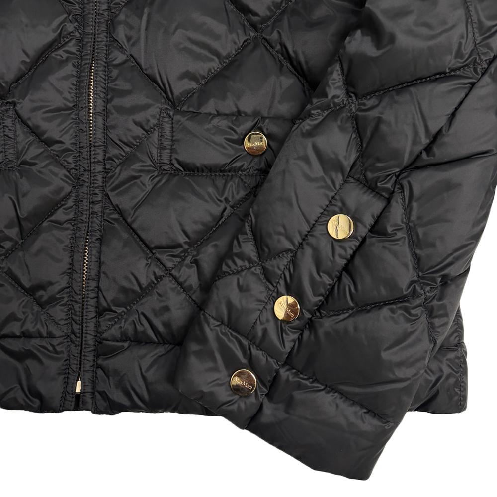 Max Mara Black Crewneck Lightweight Padded Jacket 261948 1014 002