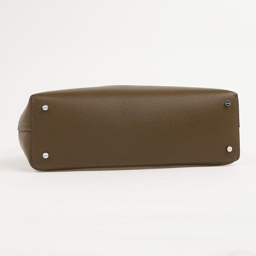 Toteme T-Lock Grain Leather Clutch Bag Women Green 234 WAL944 LE0030