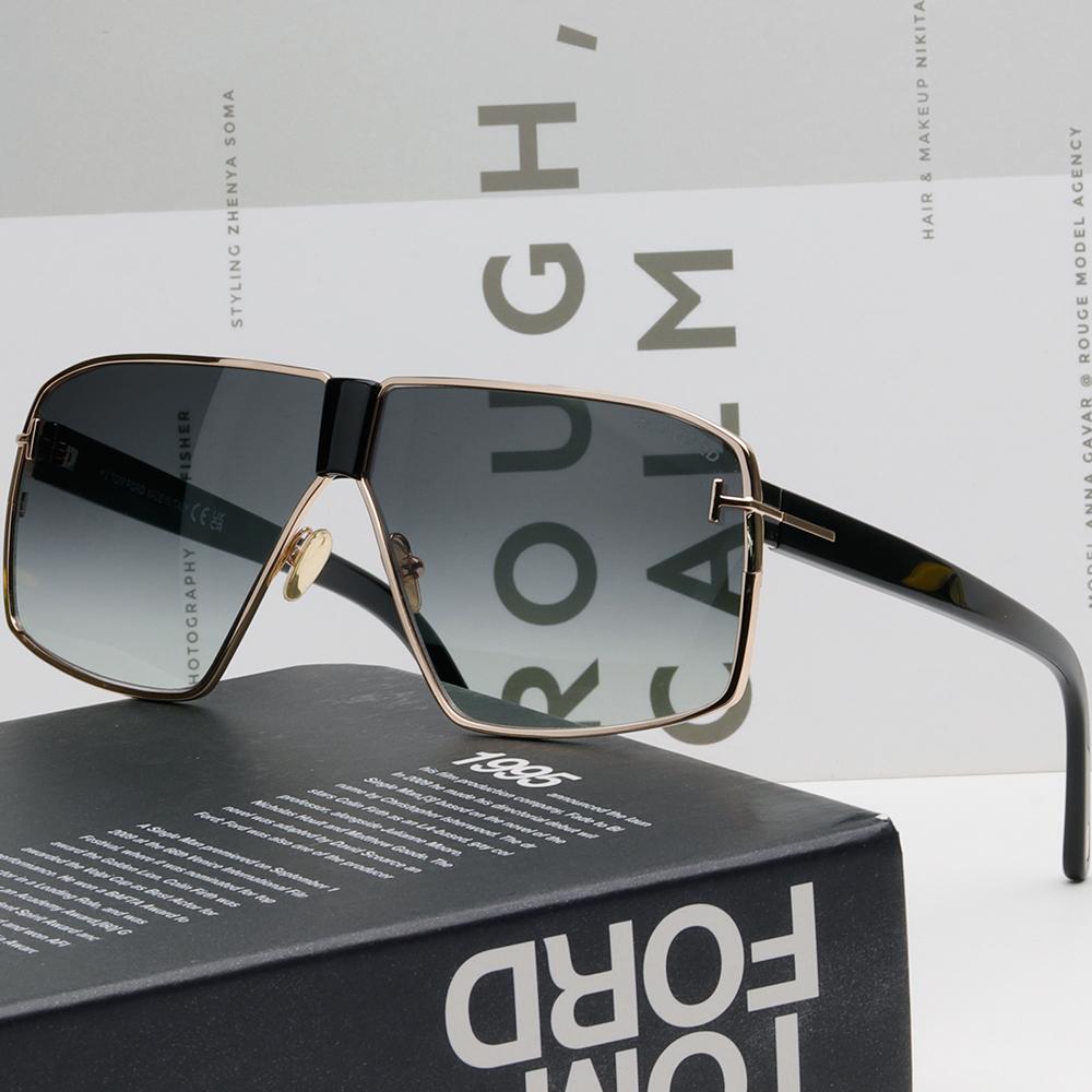 TOM FORD Oversized Unisex Fashion Sunglasses RENO TF911 28B