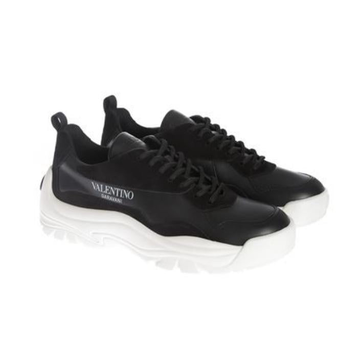 VALENTINO Garavani Gum Boy Leather Low-Top Sneakers Black Men