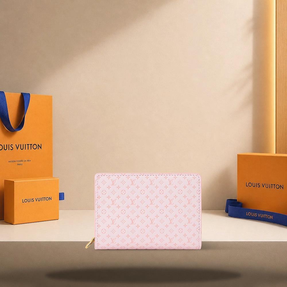 Louis Vuitton Clea Wallet Light Bliss Compact Wallet M29429