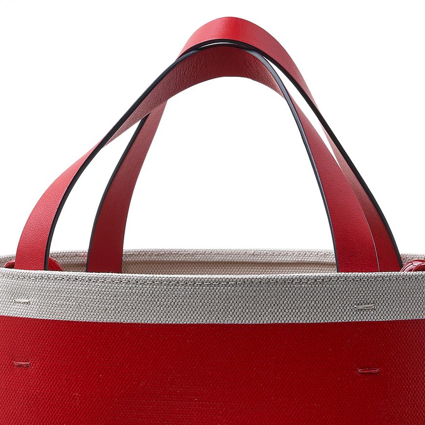 VALENTINO Garavani V-Logo Signature Leather Tote Bag
