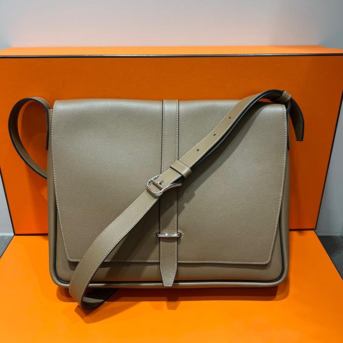 HERMES Etoupe Leather Steve Light Junior Messenger Crossbody Bag