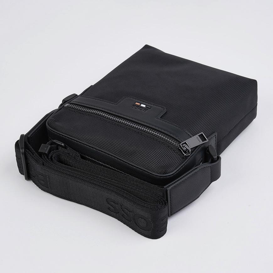 HUGO BOSS Men’s Structured Crossbody Bag 50536169 001