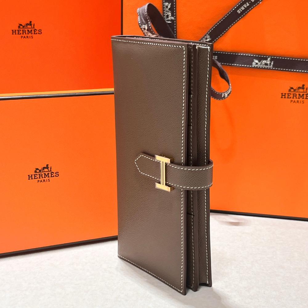 HERMES Beaun Long Wallet Etoupe Leather Gold Hardware Unisex
