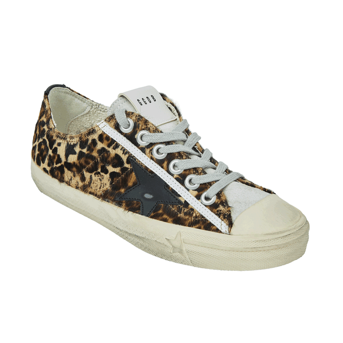 GOLDEN GOOSE V-Star Leather Low-Top Sneakers for Men