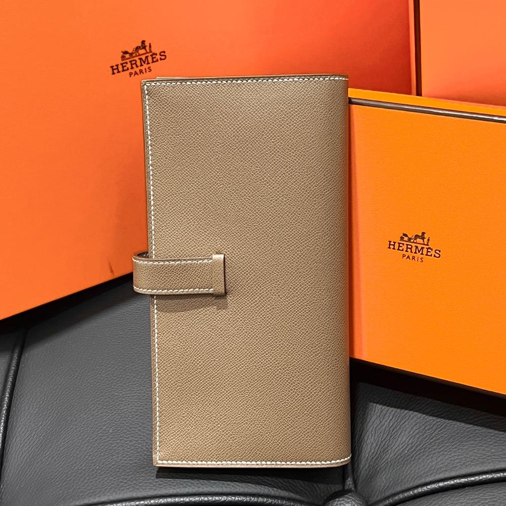 HERMES Béarn Long Wallet Etoupe Leather Gold Hardware Unisex