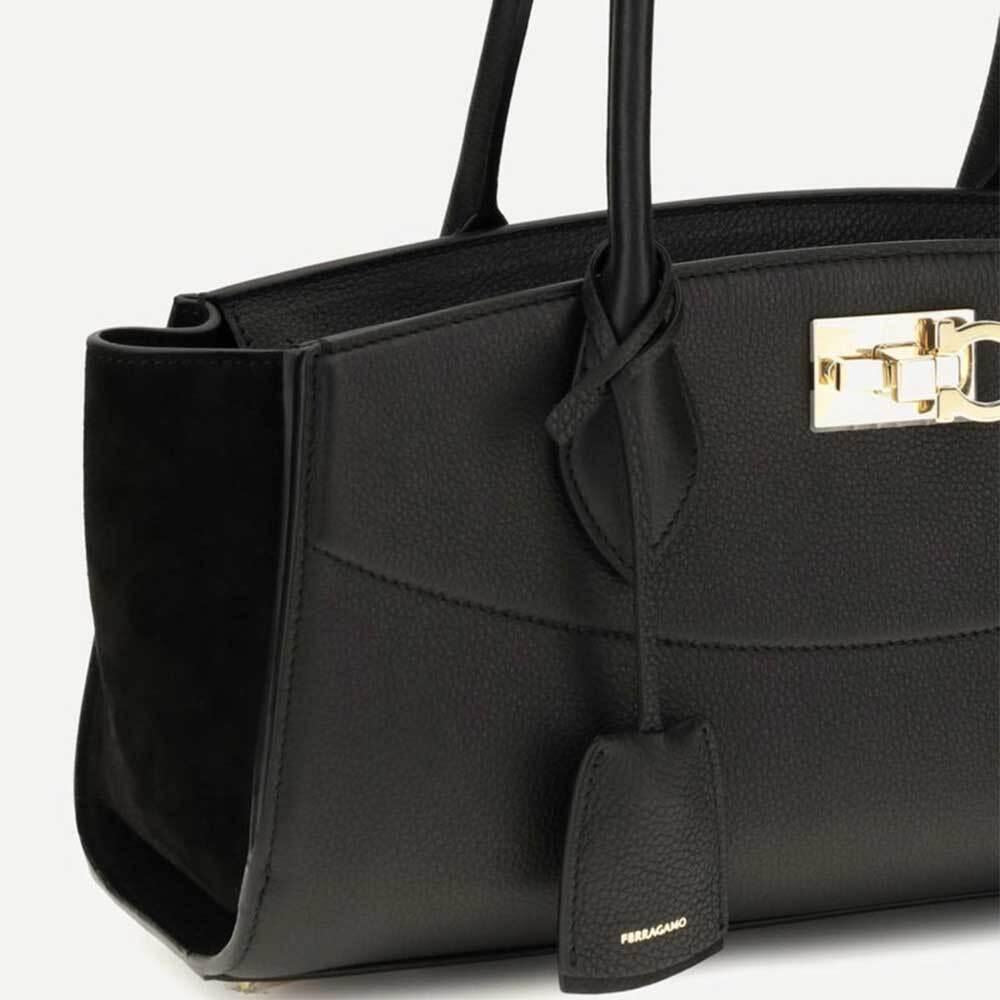 Ferragamo Soft East West Shoulder Bag M 21A713 795213
