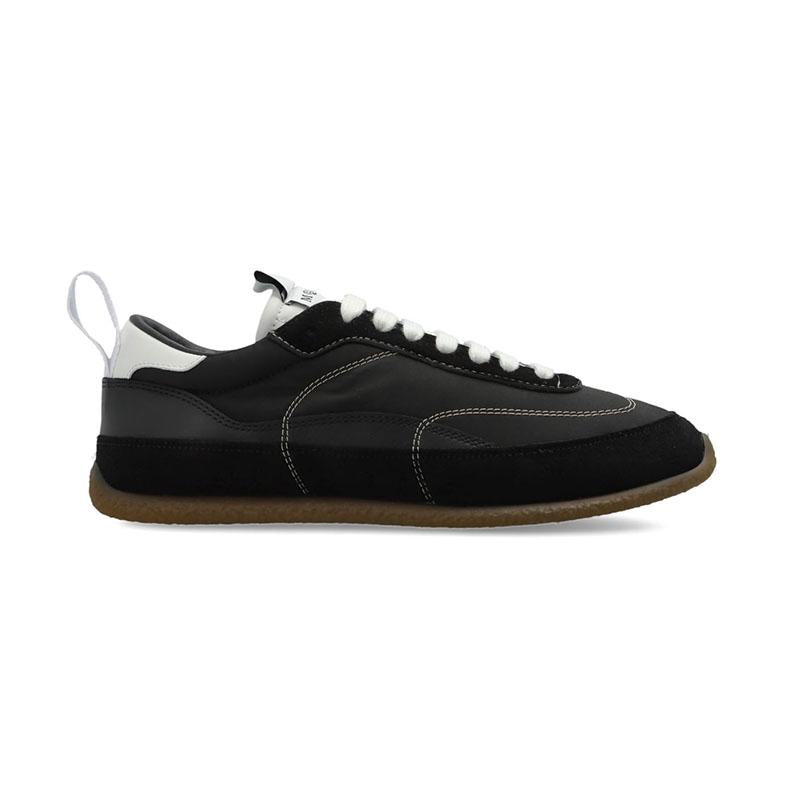 Alexander Mcqueen Black Leather Low-Top Sneakers Women 856192 WIAJN 1192