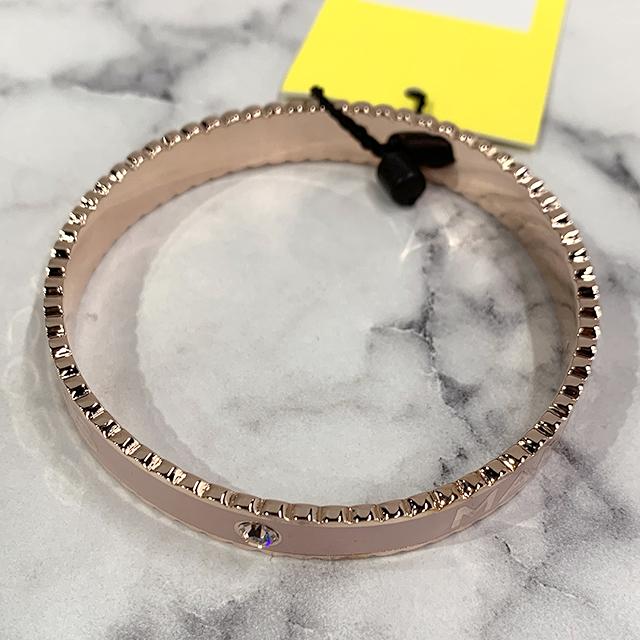 Marc Jacobs Medallion Scallop Bangle Bracelet