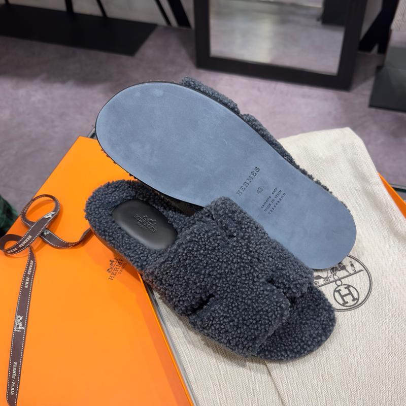 HERMES Izmir Black Epsom Leather Men’s Slide Sandals